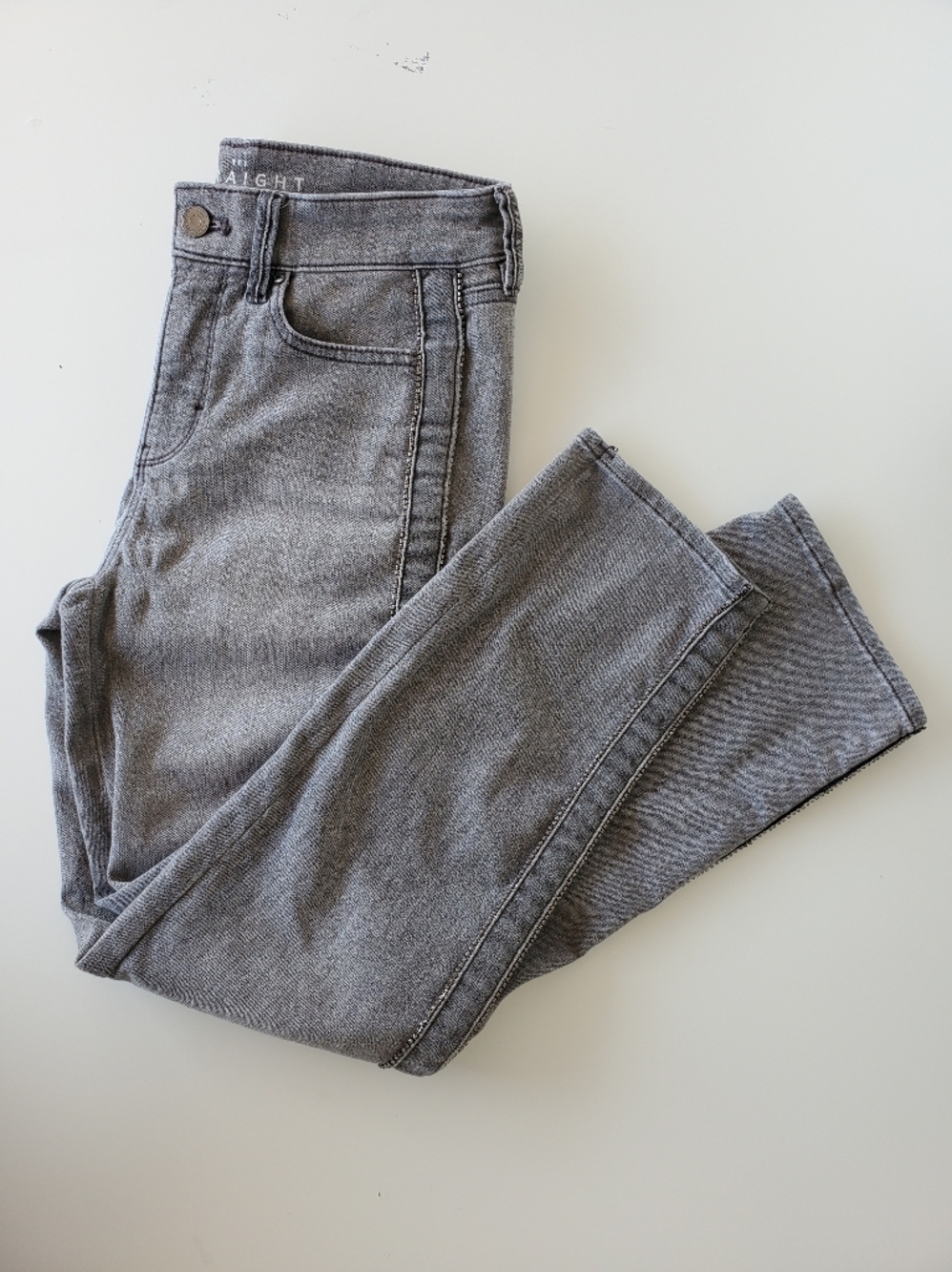 White House Black Market Grey Jeans Size 2 Rhinestones Jewels High Rise straight